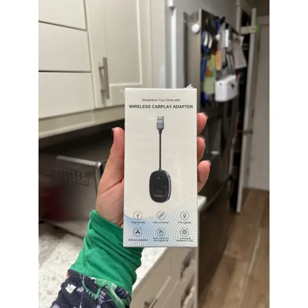Wireless CarPlay Adapter for iPhone, Converts Wired to Wireless CarPlay Dongle